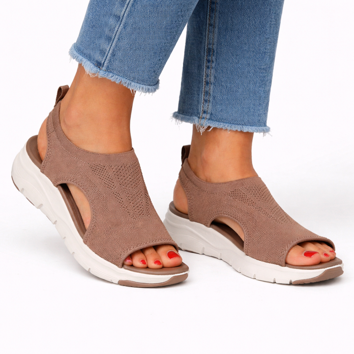 Britta | Women&