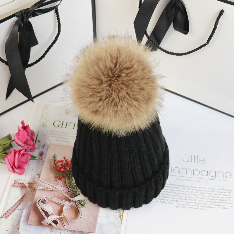 Cordovan | Women's Ribbed Knit Toque with Pom - Image 1