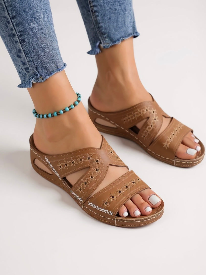 Esther | Women&