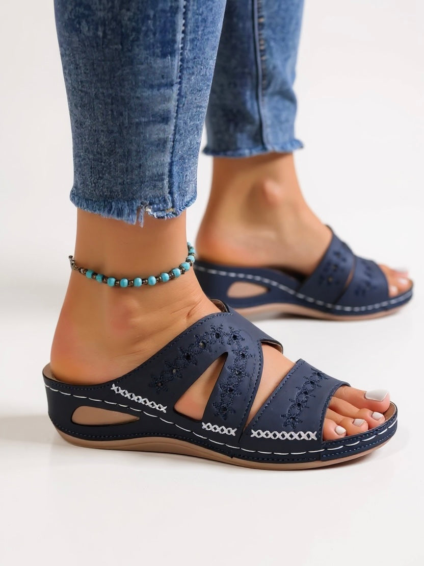 Esther | Women&