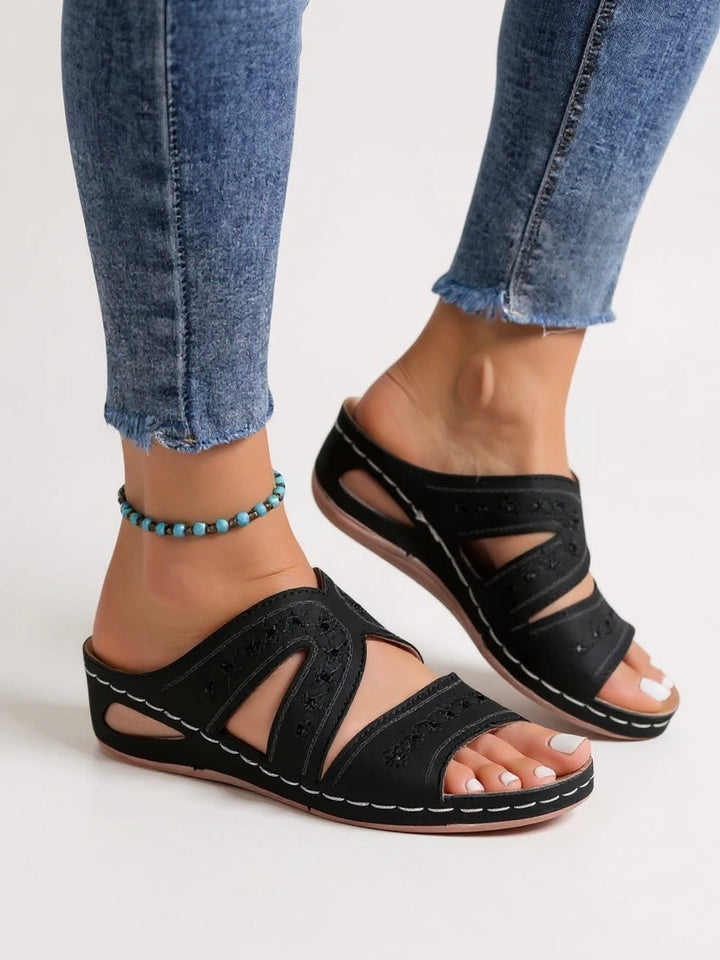 Esther | Women&