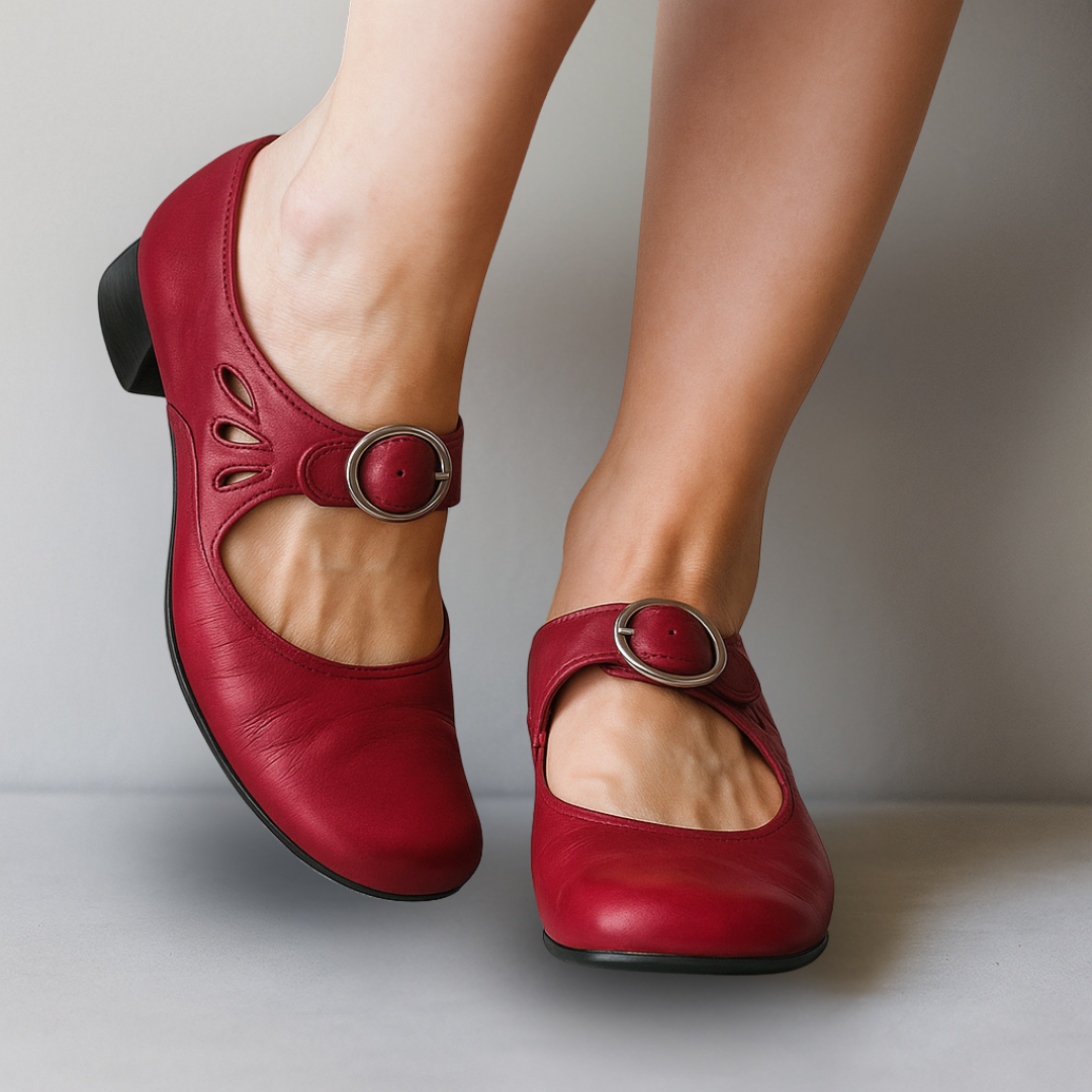 Lorraine | Women&