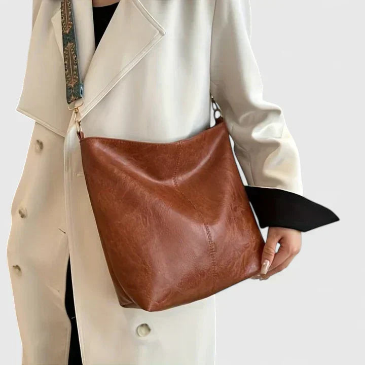 Lydia | Women&