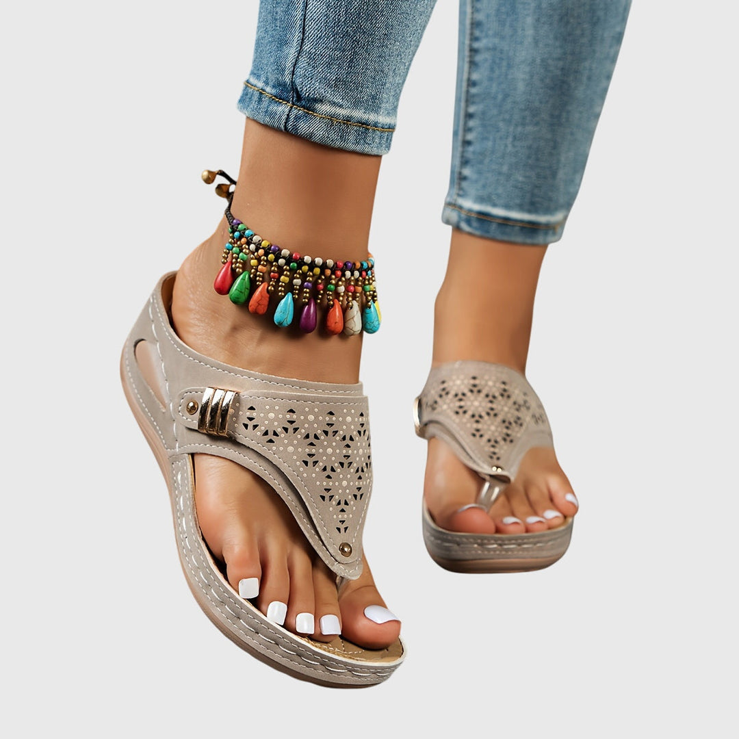 Nadia | Women&