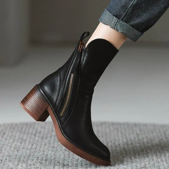 Nicolette | Women&